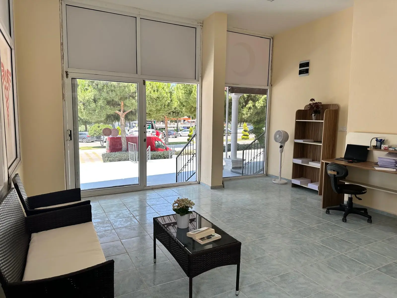 Çeşme Özel Sağlık Operatör Doktor Coşkun Üremek 9